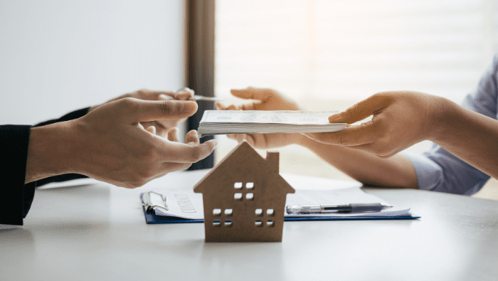 All-cash-real-estate-blog-post-Blog-HB.png